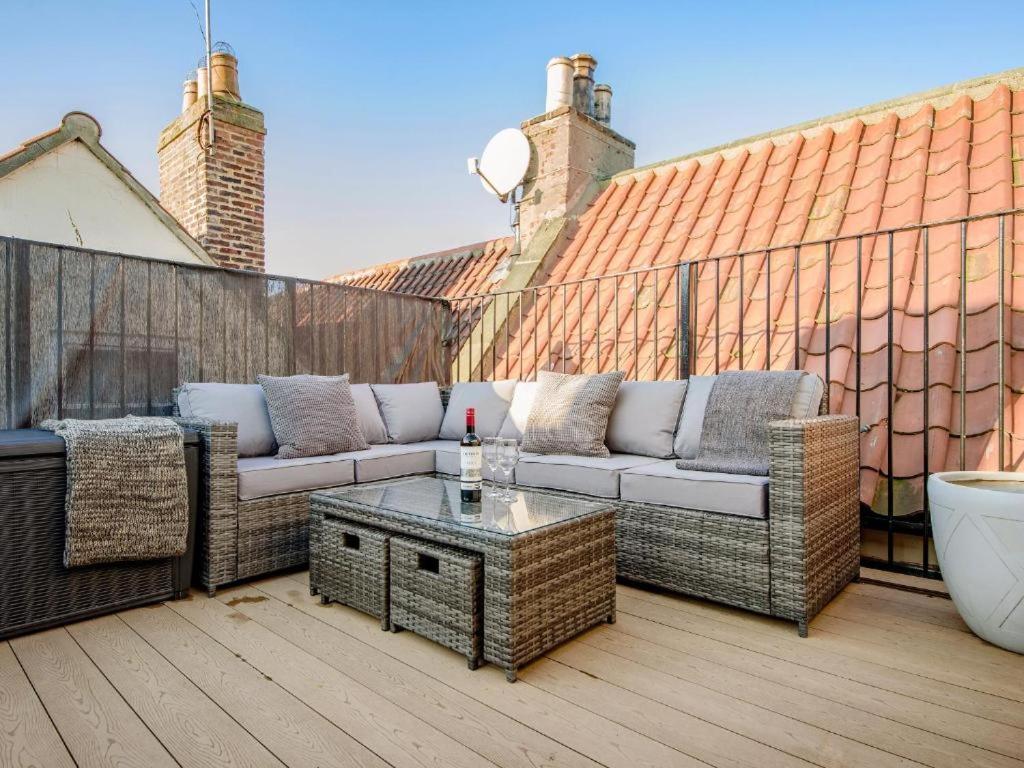 89A Church Street - Luxury One Bed Apartment With Roof Terrace Whitby Bagian luar foto