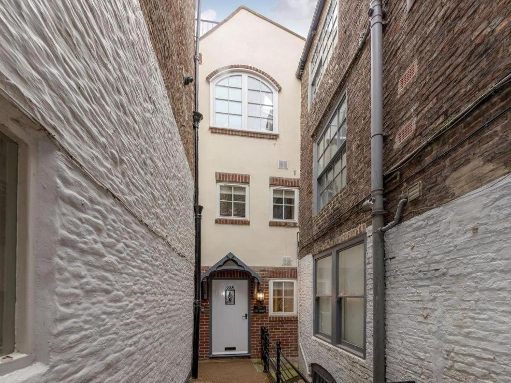 89A Church Street - Luxury One Bed Apartment With Roof Terrace Whitby Bagian luar foto